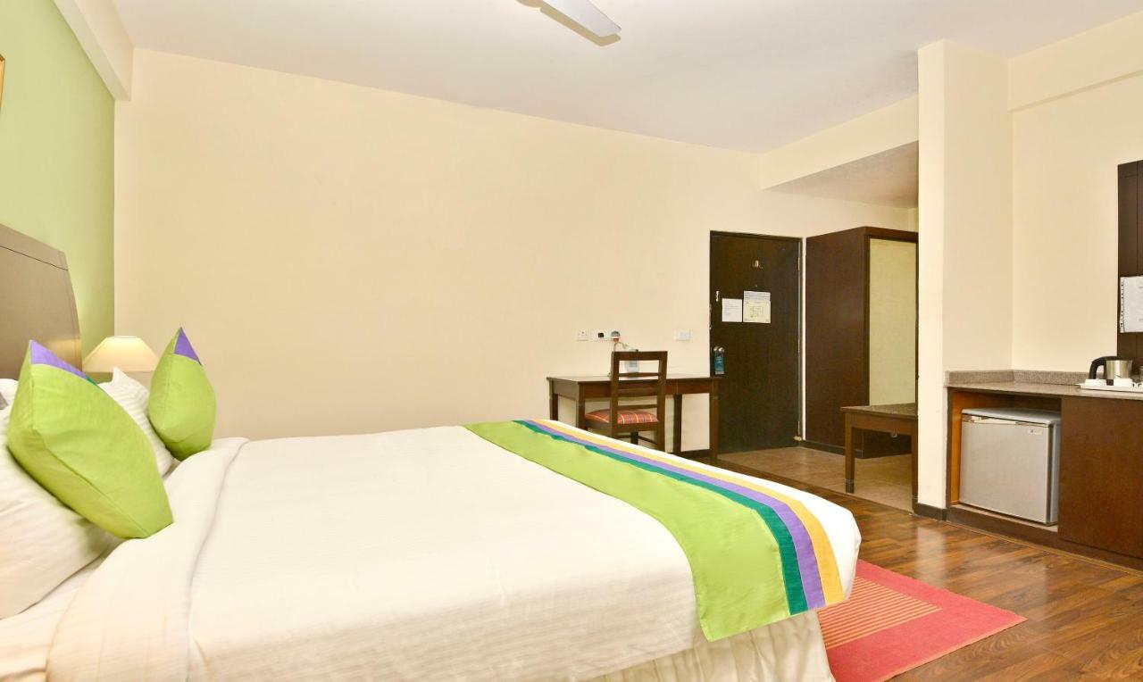 Treebo Trend Sterling Suites Inn Bangalore Exterior photo